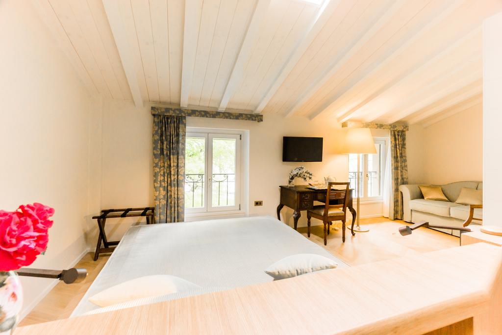 Relais Di Villa Adinolfi Annone di Brianza Room photo